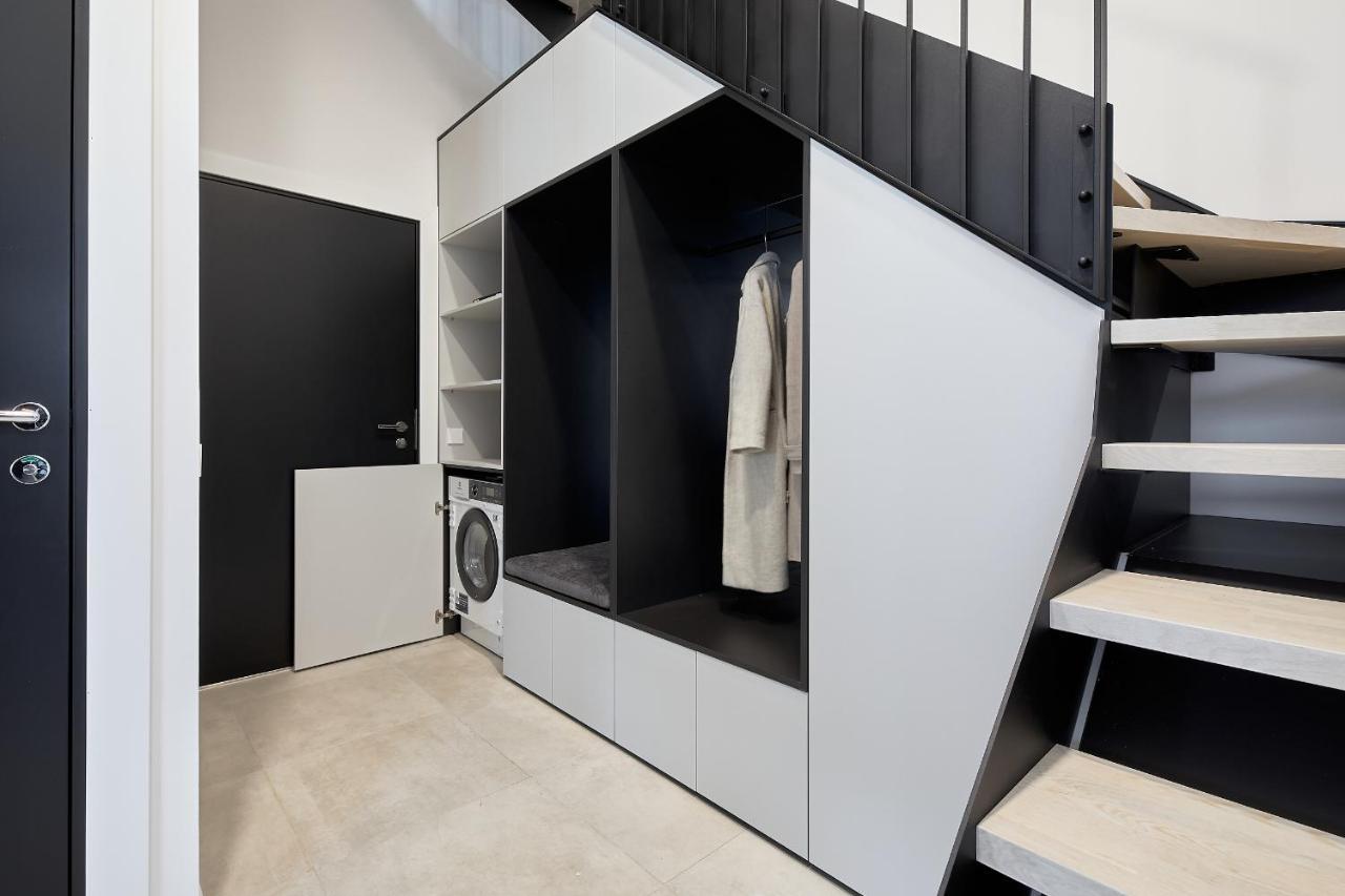 Apartamento High Ceiling Loft With Its Own Backyard And A Terrace Tallin Exterior foto